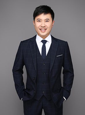 高锦荣，副总经理